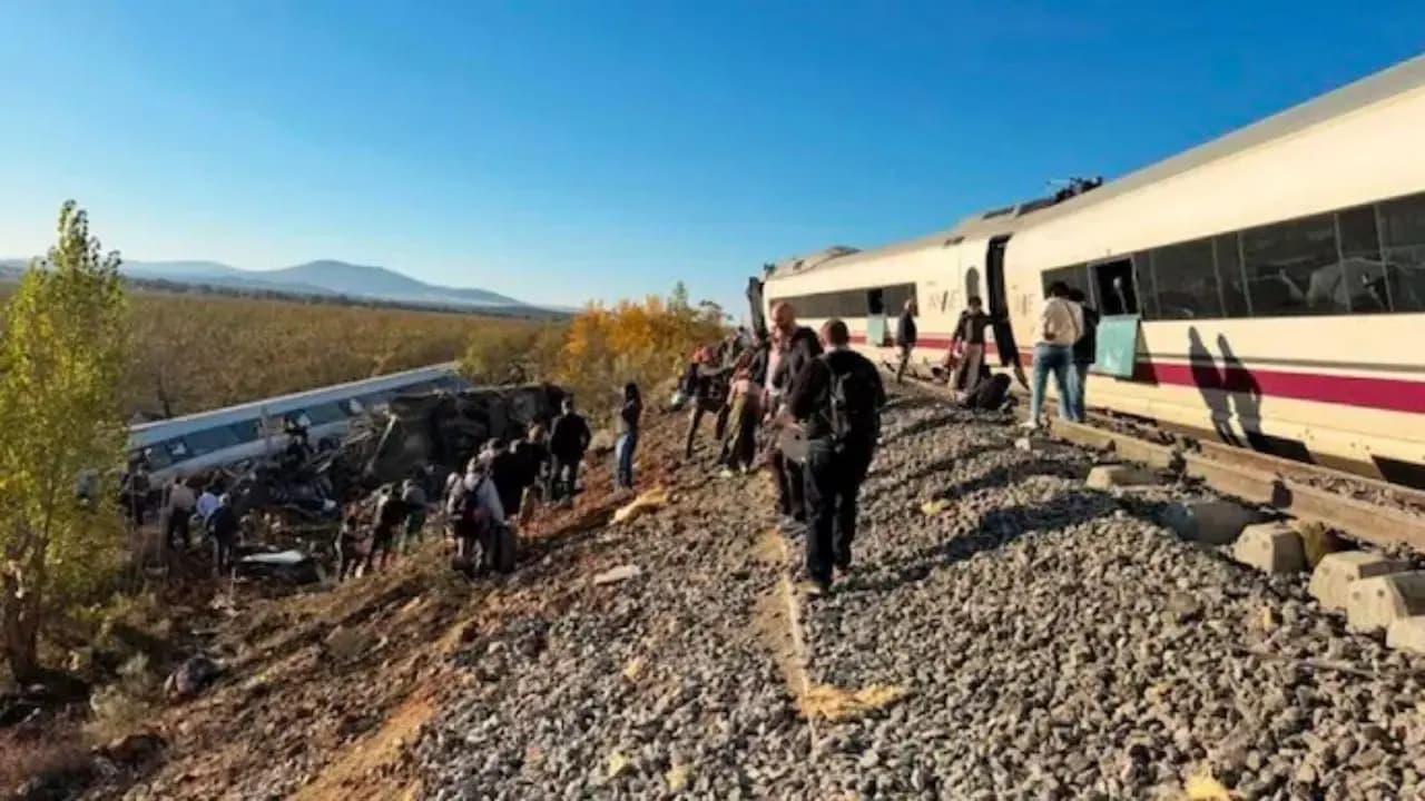 Spain Train Accident: Two high speed trains collide in Spain 39 killed Rescue work is underway