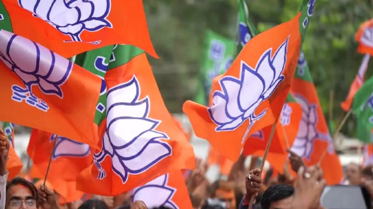 BJPs  major plan for municipal election in Berhampore