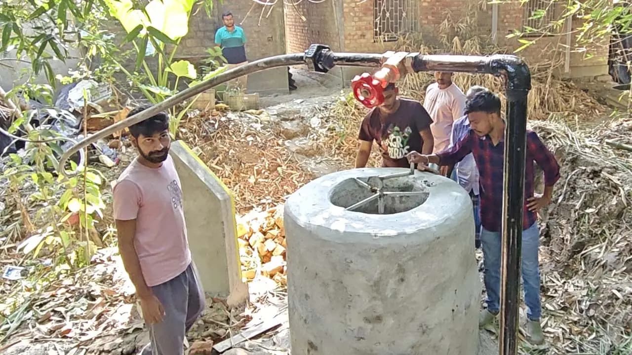 New Direction Through An Innovative Initiative: Cooking gas is being produced from cow dung in Jaynagar