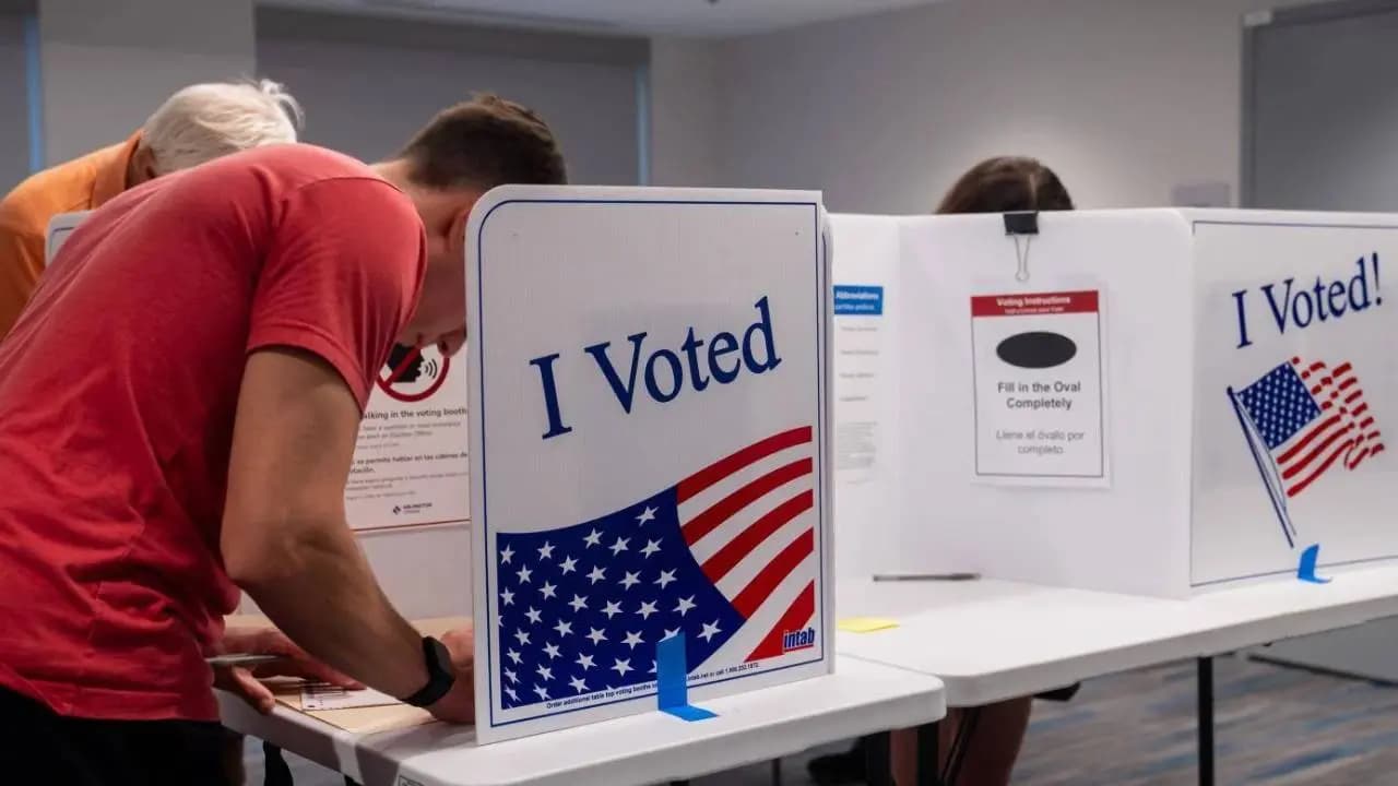 Corruption is the main issue in the upcoming USA midterm elections