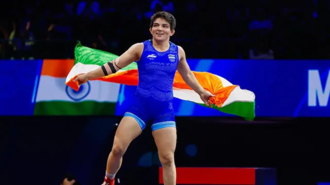 Manisha Bhanwala became the first Indian woman to win a World Championships gold
