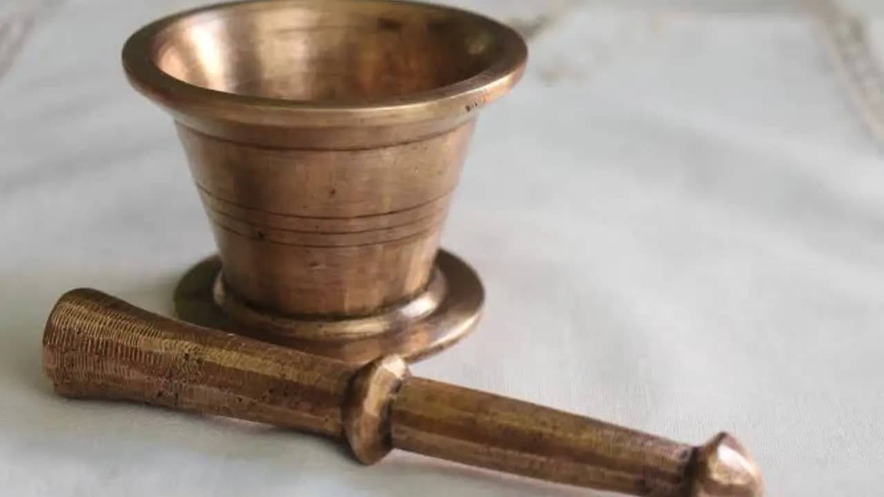 Astrological Remedy for Happy Home: Frequent Fights and Illness at House? Try This Simple Vastu Remedy