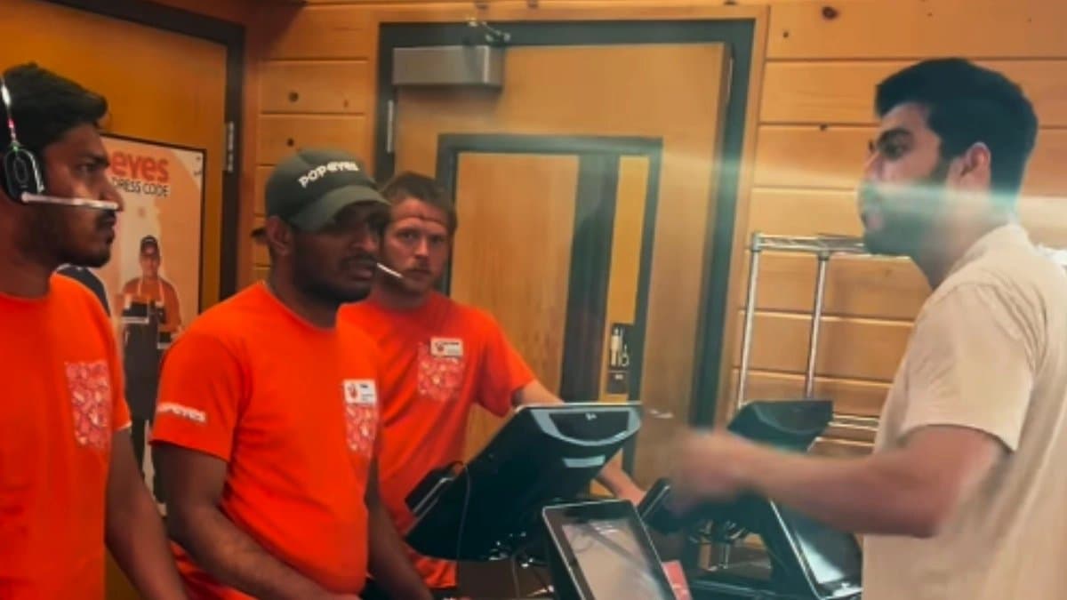 Employee calling his wife beautiful US Man Lashes Out At Restaurant