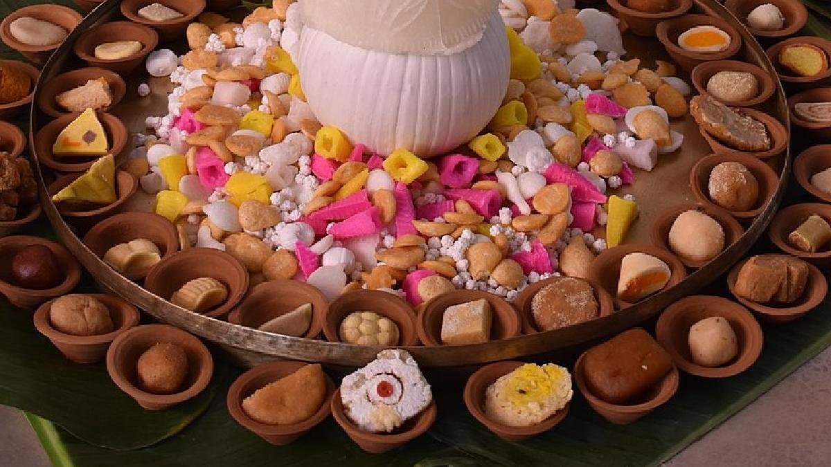 Different Dol Utsav celebration at chatkal area