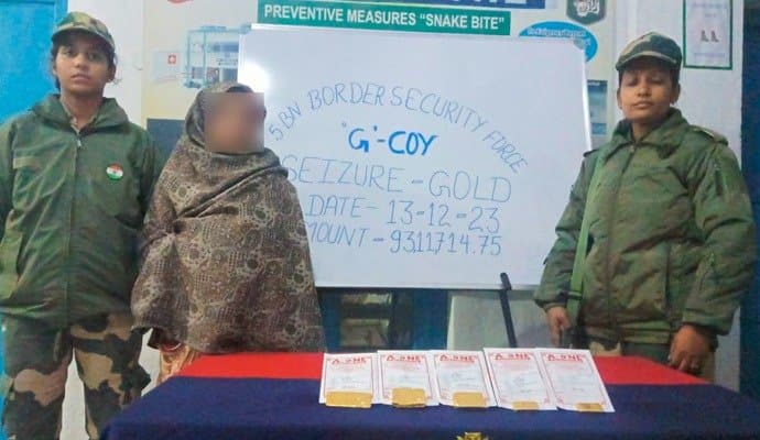 gold recover from india-bangladesh border