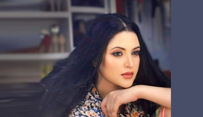 Bangladeshi actress Pori Moni fallen sick and rushed to hospital, shares updates on Social media ENT