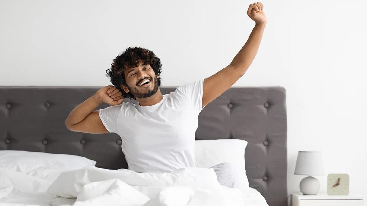 People get a few a centimetres longer after long sleep