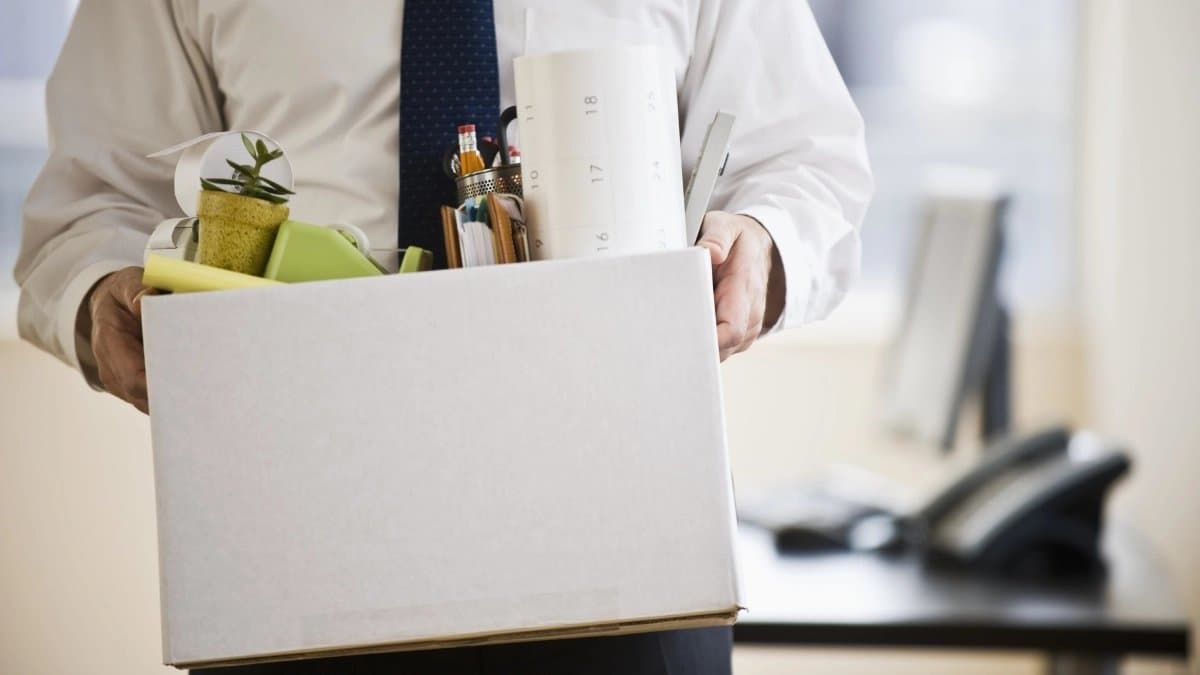 One lakh government firm job lost due to privatisation said centre in the parliament