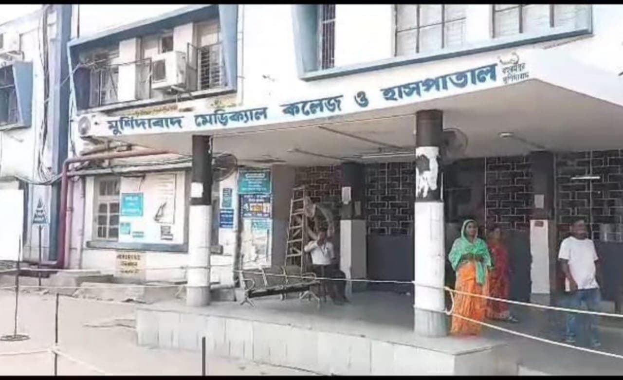 4 children died in Murshidabad Medical College