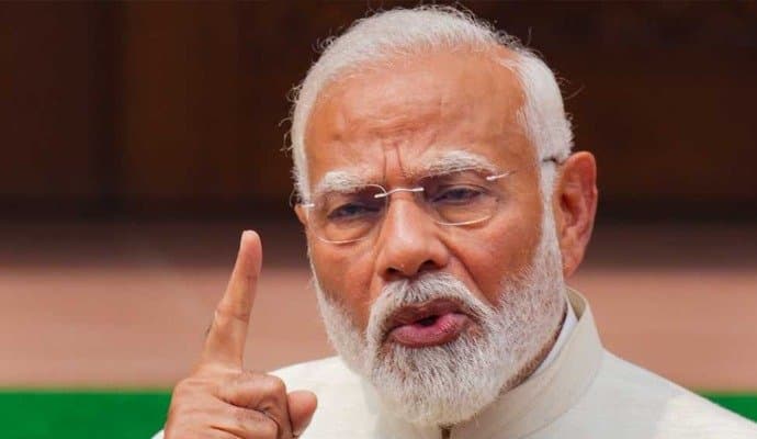 PM jabs Congress over Emergency