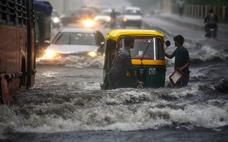 Waterlogging, traffic jams after heavy rain batters Mumbai delhi gnr