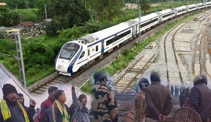 kamtapuri protestors stop rail service at jalpaiguri