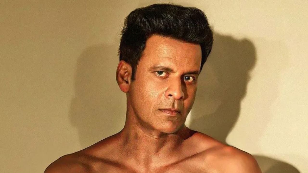 Netizens react at Manoj Bajpayee's epic tranformation as he flaunts abs!