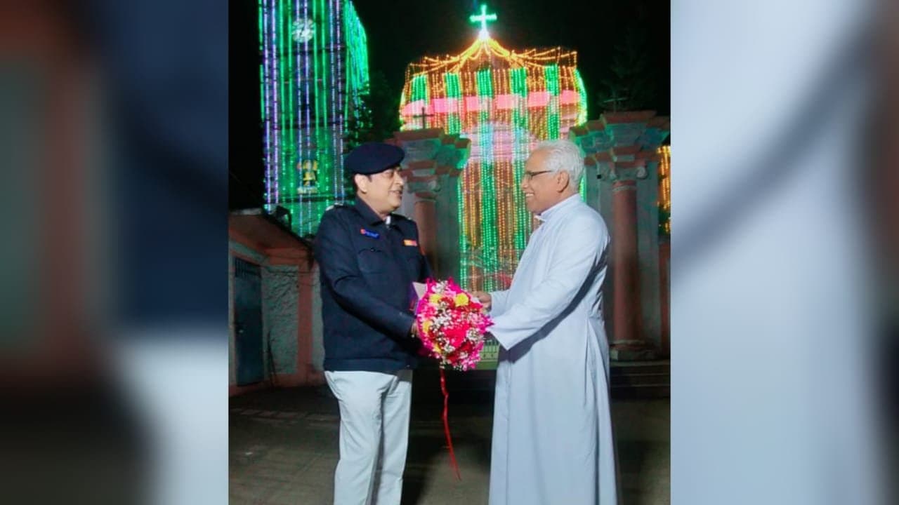 Mamata Banerjee sent greeting message to Bandel Church