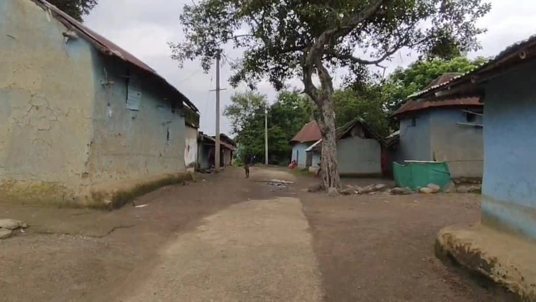 Extreme Torture Of Housewife