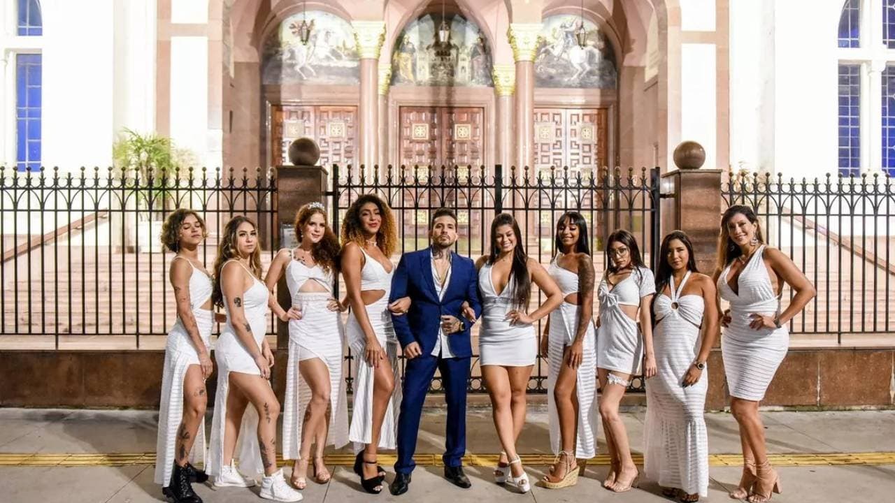 Man with nine wives creates record