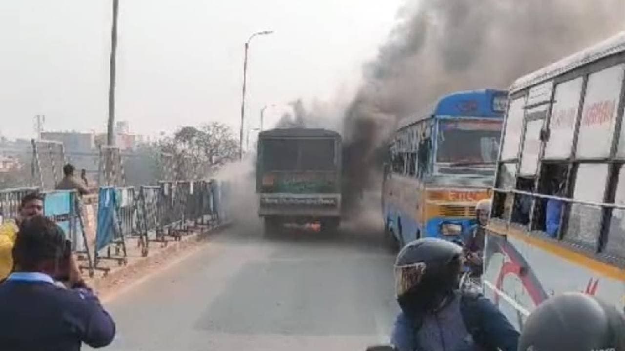 Fire Breaks In Howrahs Bally