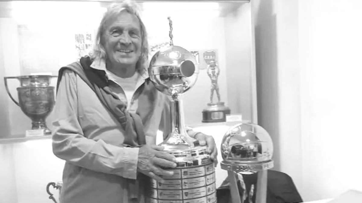 Legendary Argentine Goalkeeper Hugo Orlando Gatti Passes Away At 80