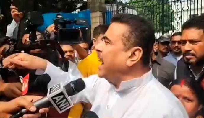 suvendu adhikari convoy stop by police at dhamakhali