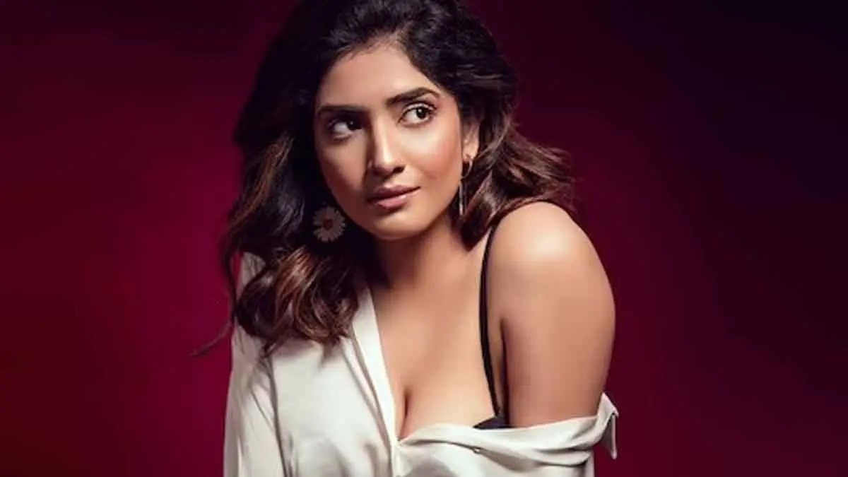 Actress Mansi Sengupta Hospitalized Before Delivery – Emotional Video Reveals Unexpected Struggle