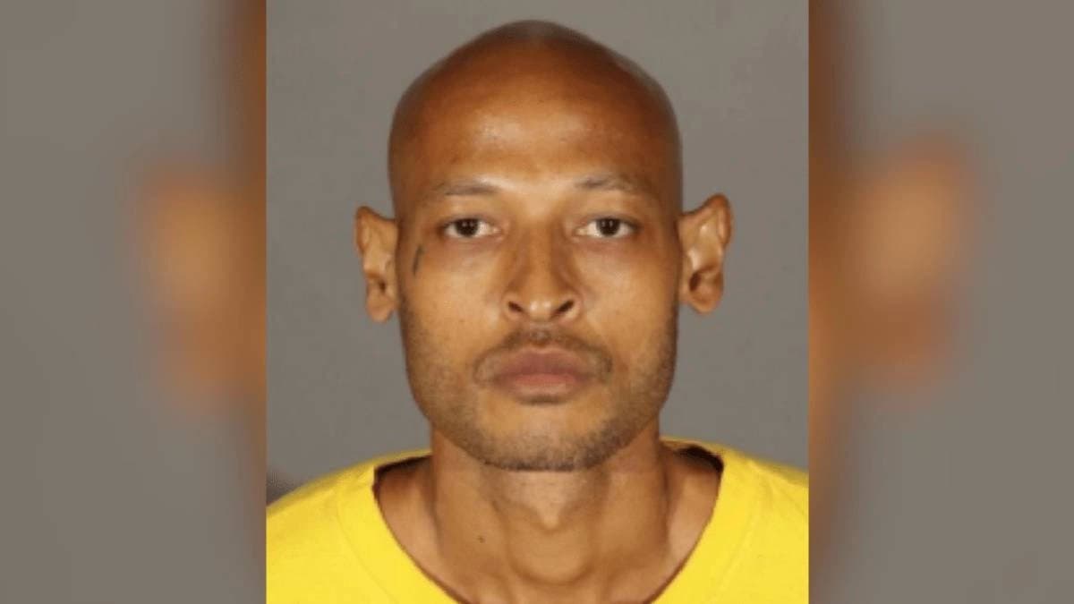 registered molester but sniffer arrested