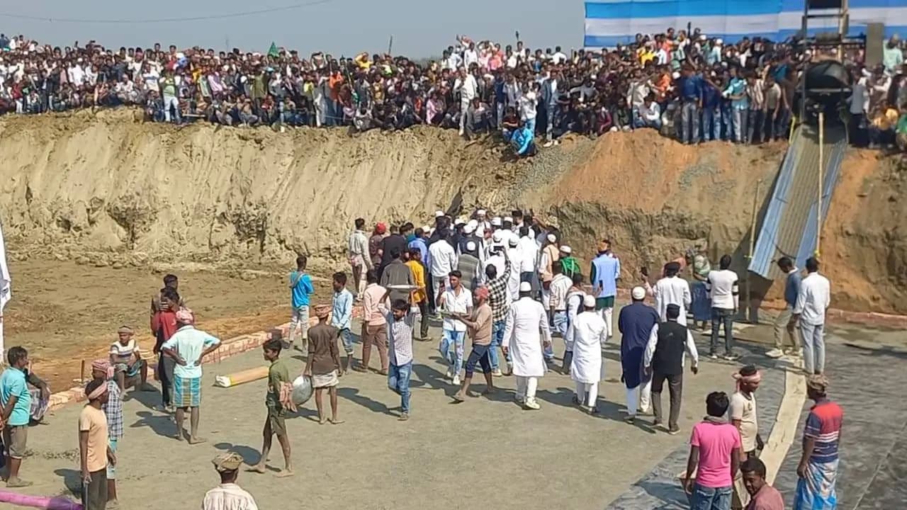 Babri Mosque Construction