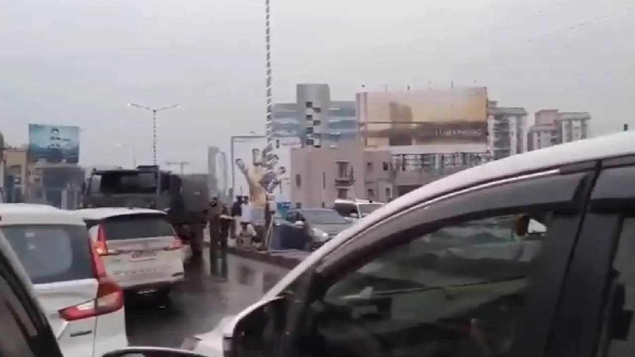 Maa Flyover Accident