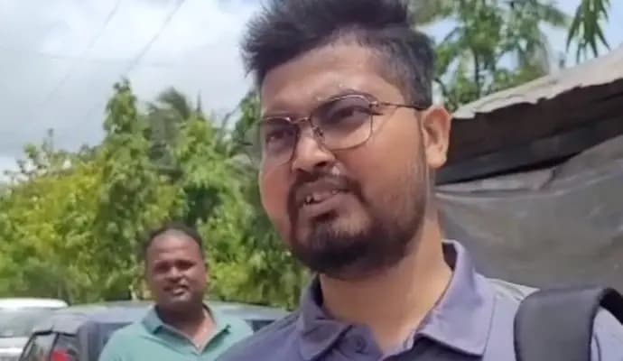 4000 students stuck in bangladesh amid student protests