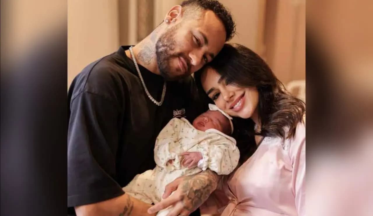 Neymar's Girlfriend And Baby Escape Kidnapping Attempt