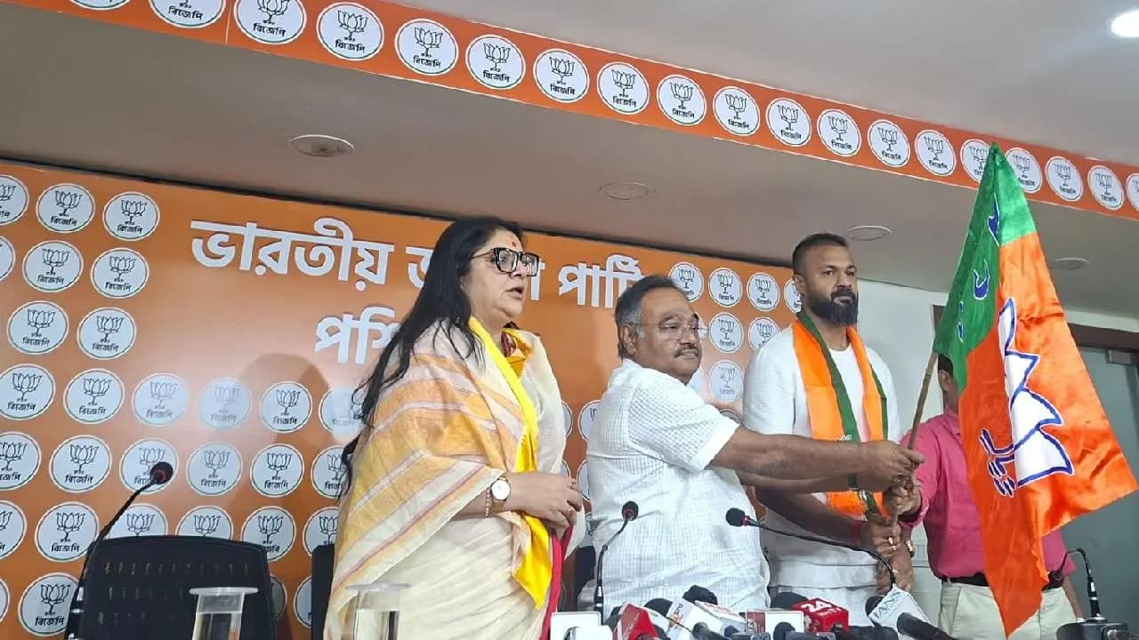 Ex Goalkeeper Arindam Bhattacharya Joins BJP