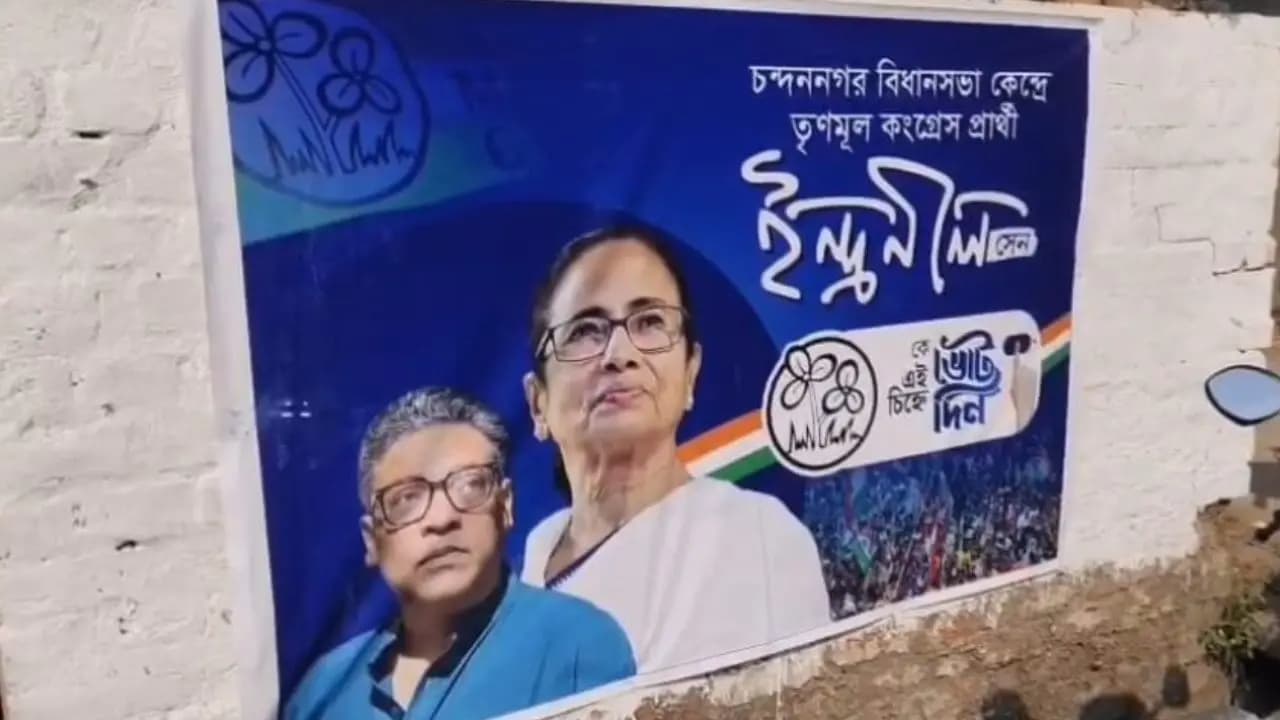 Chandannagar TMC candidate Indranil Sen begins his election door to door campaign