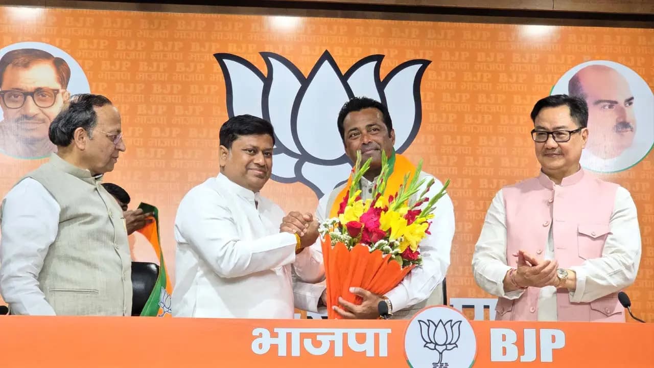 Former Olympic medalist Leander Paes joins BJP