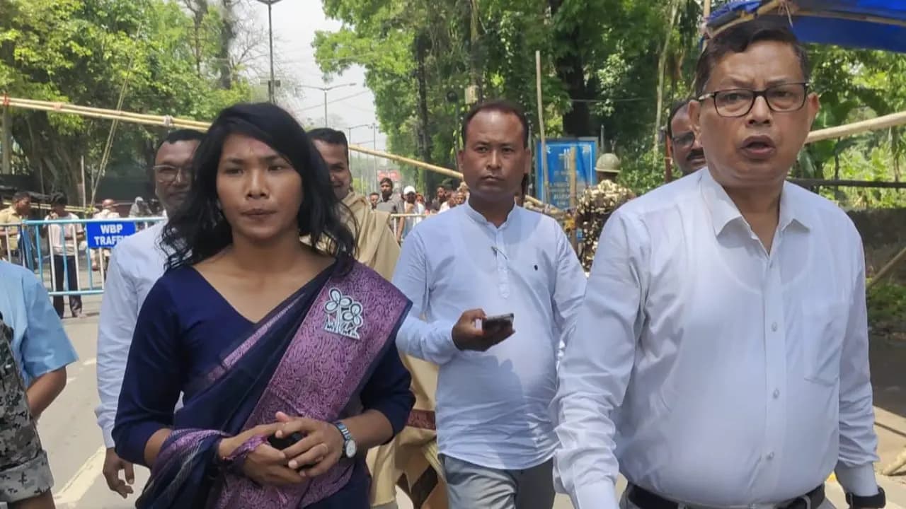 Image: Correspondent