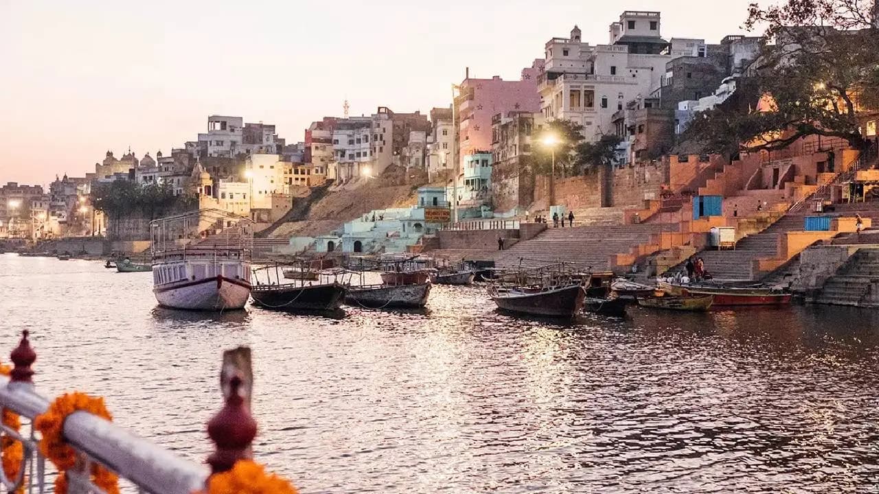 Beer Dance And DJ On The river Ganga