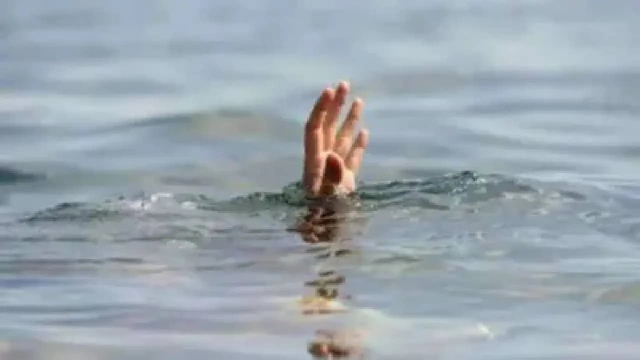 ganga-drowning-two-youths-hooghly-incident-news