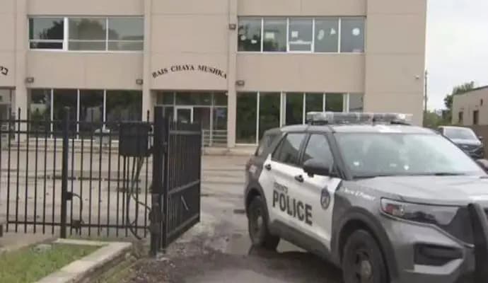 Gunmen attack school in Canada