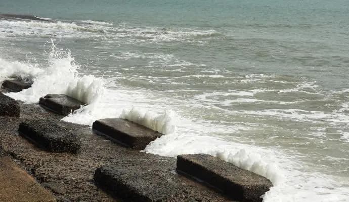 two tourists drown into mandarmani sea beach