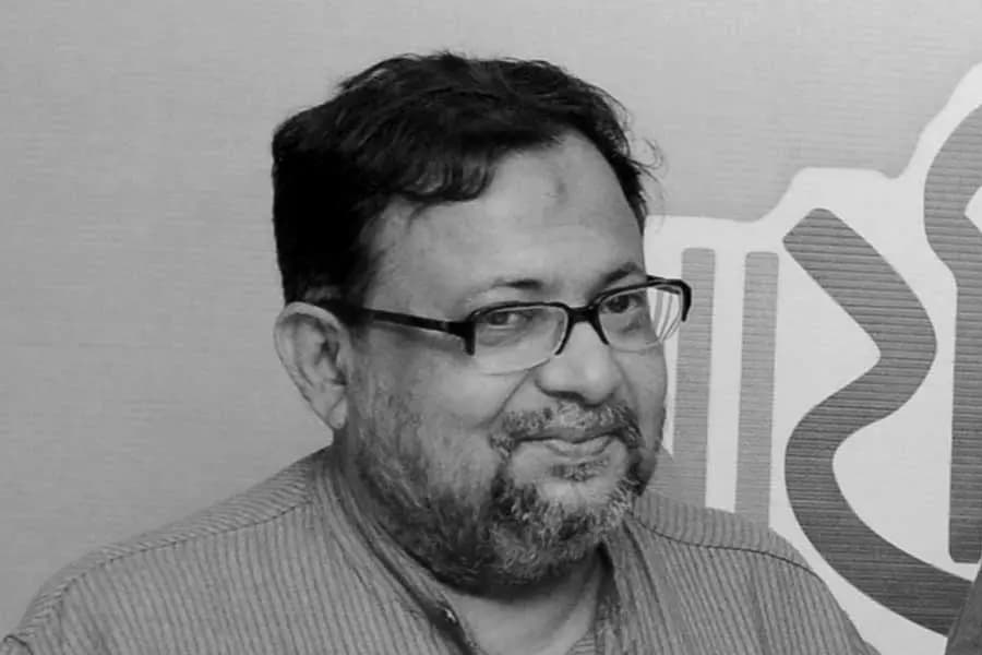 আকাশের ঠিকানায় চিঠি লিখ...