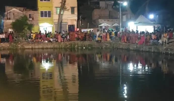 father son duo die of drowning at hooghly