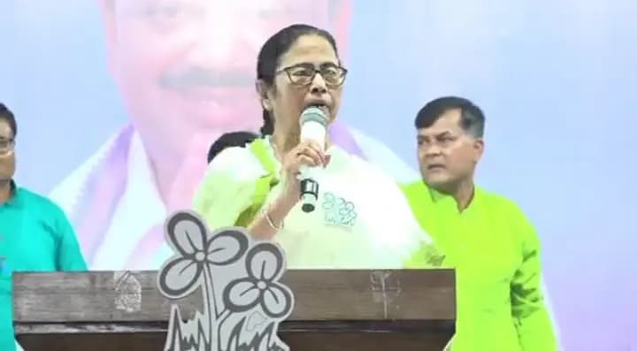 mamata counter modi on sandeshkhali