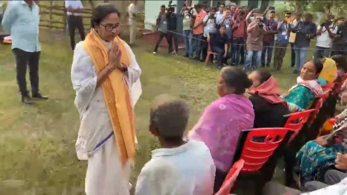 mamata attack central