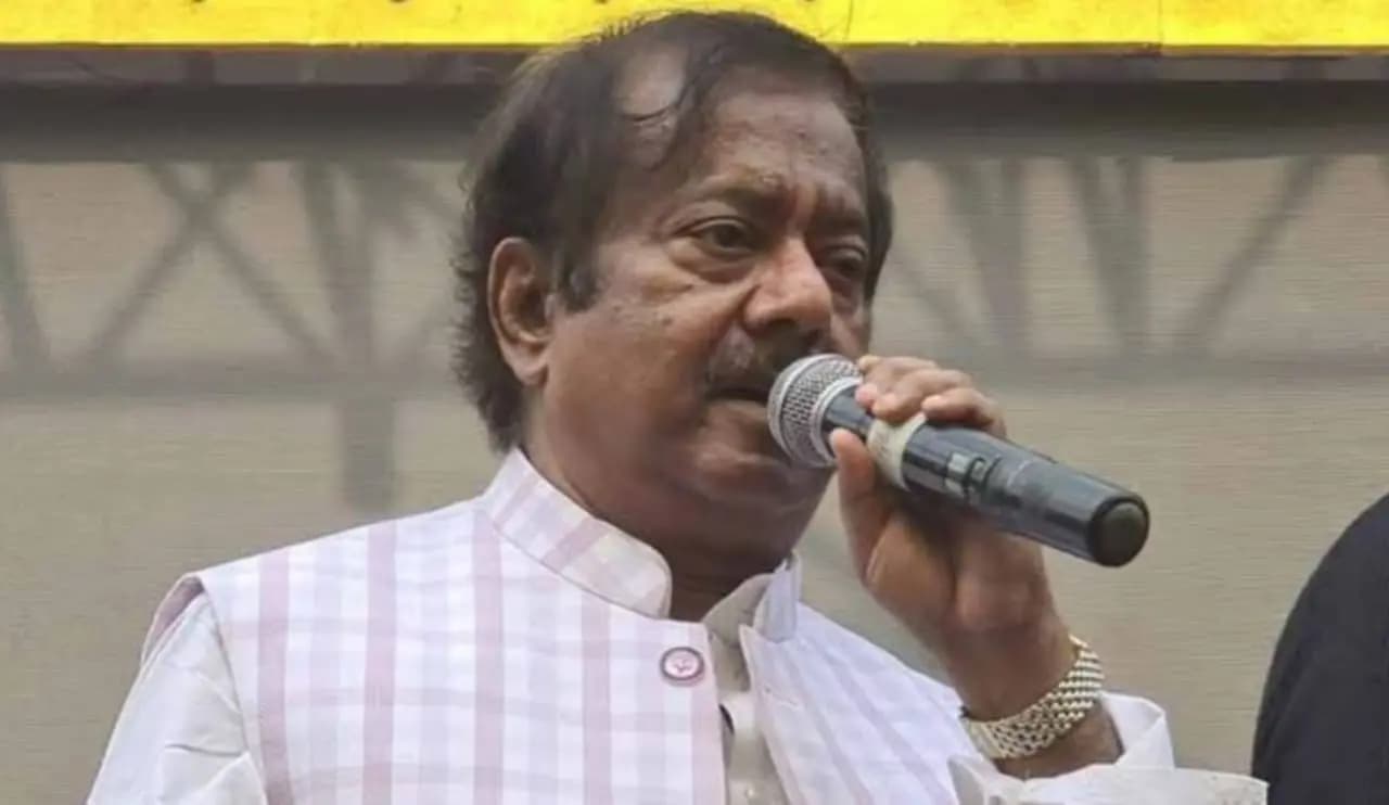 Jyotipriya Mallick remains as forest minister