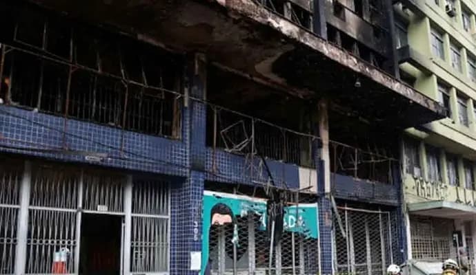 fire on brazil guest house, ten dies