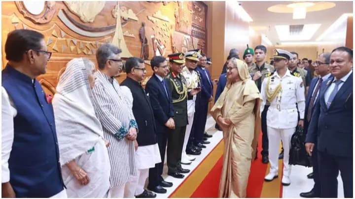 sheikh hasina reach india to attend modi oath ceremony