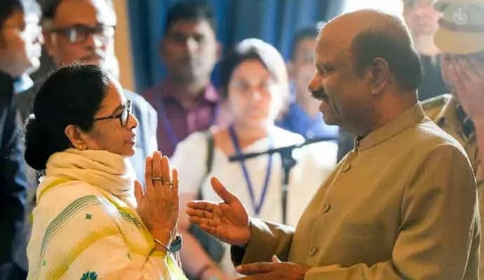 Mamata at Rajbhawan on republic day