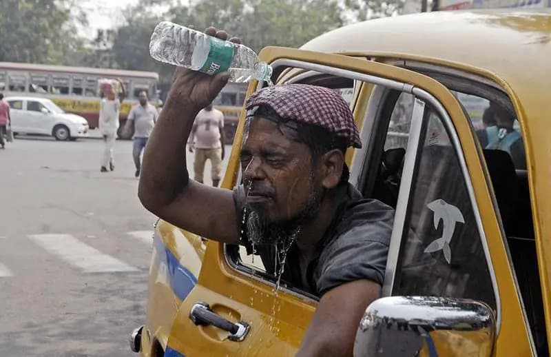 Severe heatwave in scalded city, mild rainfall expected on Monday