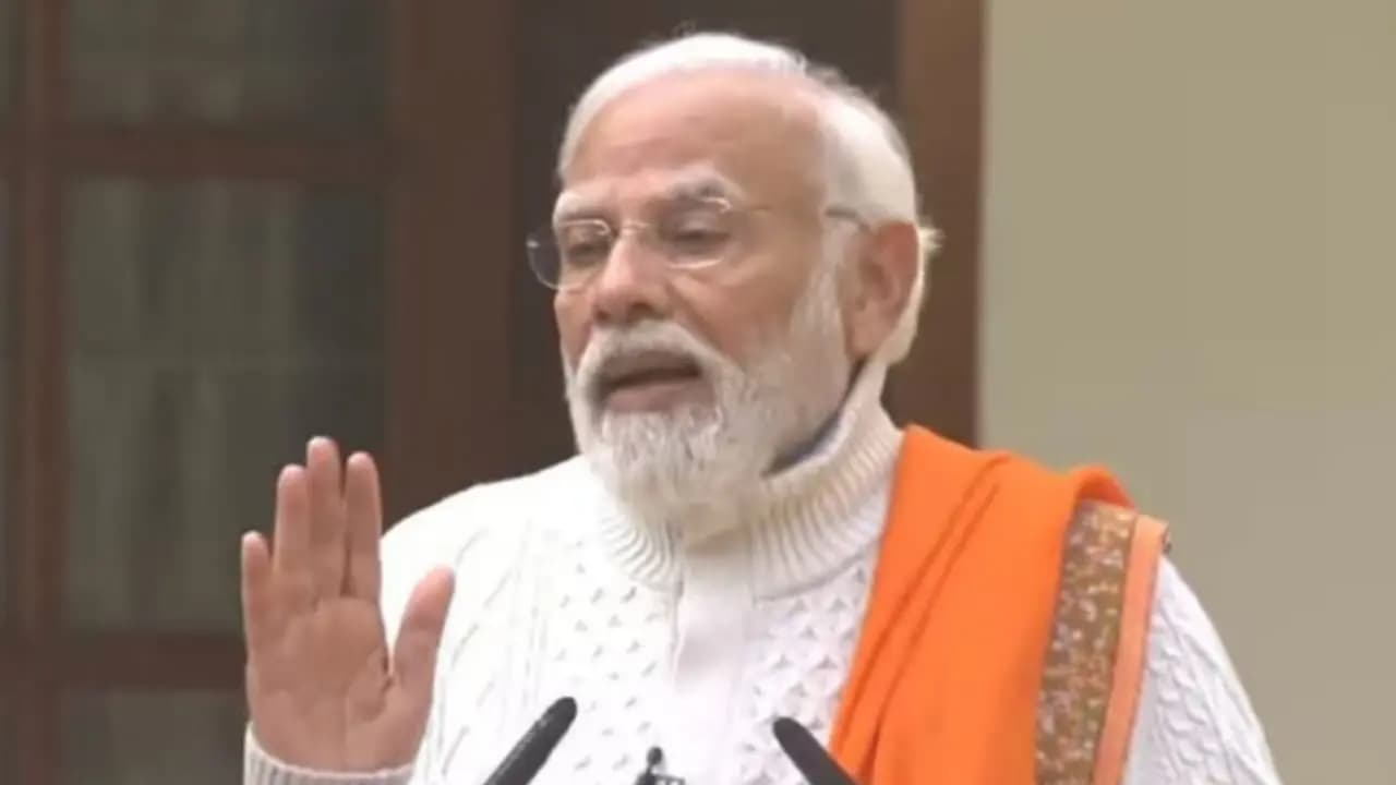 Modi celebrates Christmas at his residence