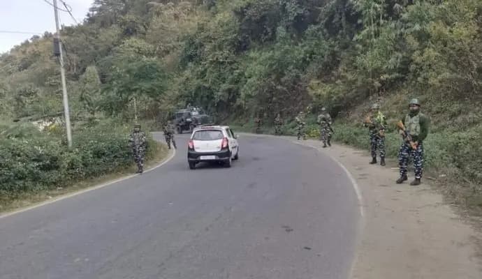 Jharkhand Man Shot Dead 2 Injured In Firing In Manipur