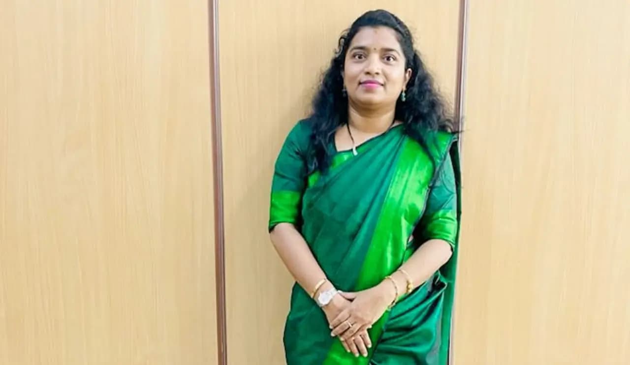 Karnataka Official Murdered At Home