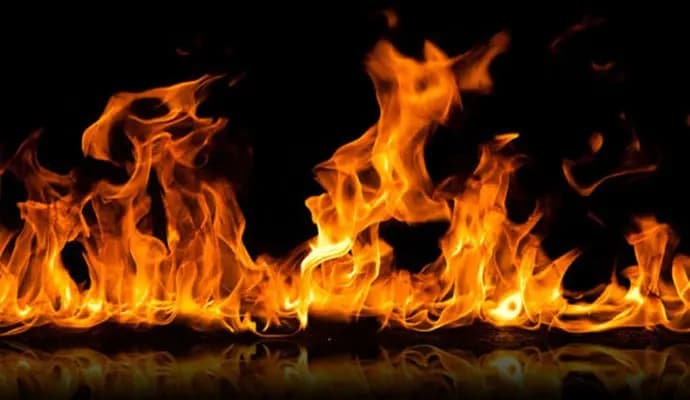 fire at gardenreach rail hospital